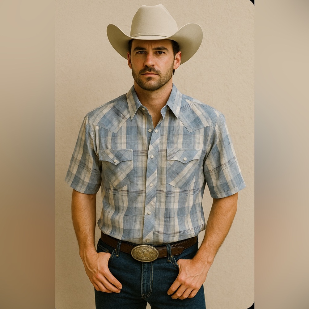 Men’s Moda Tech Blue Plaid Pearl Snap Short Sleeve Western Shirt in Large. NWT